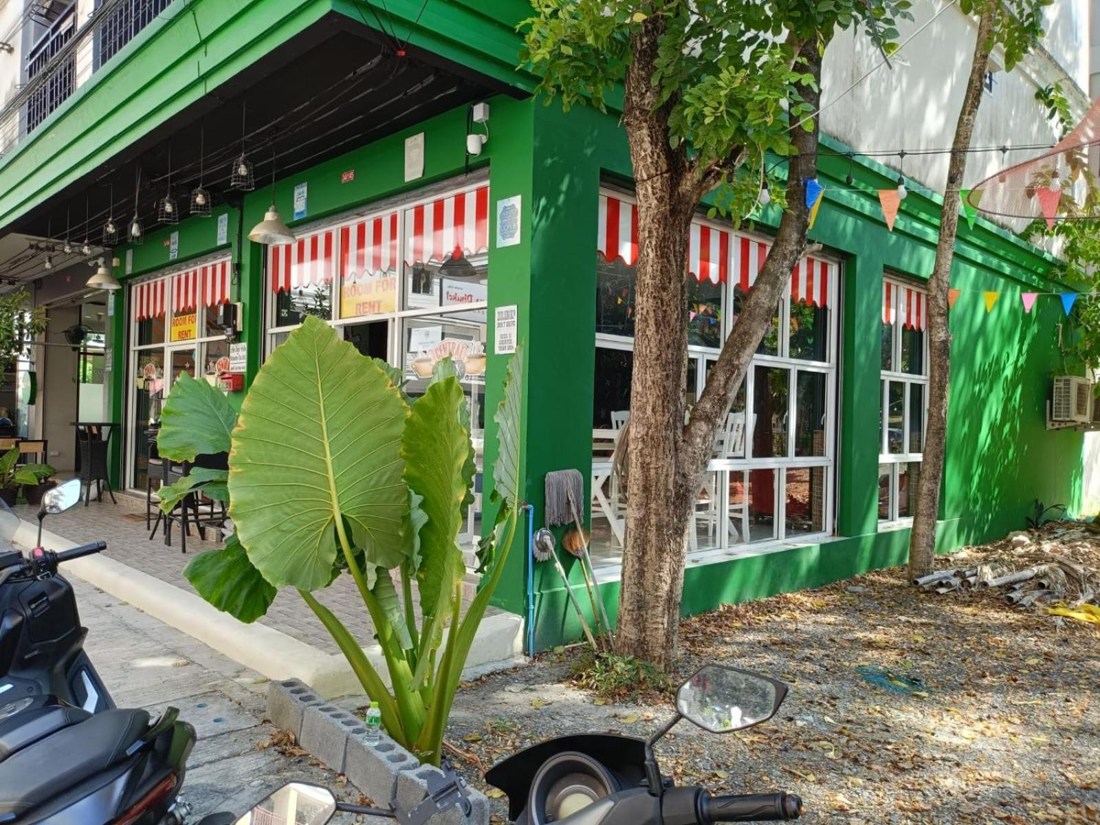 Central Perk Hotel Patong Luaran gambar